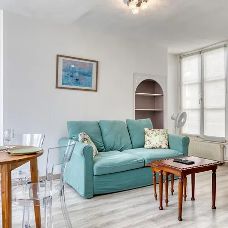 Camille Joli Centre Rouen