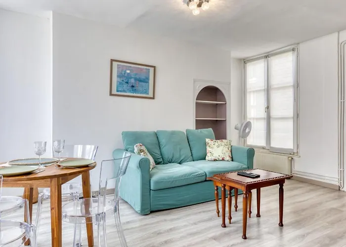 Camille Joli Centre Ρουέν